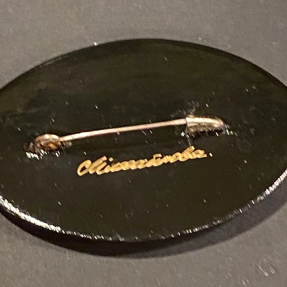 Russian Signed Hand-Painted Floral  Brooch - Picture 5 of 5